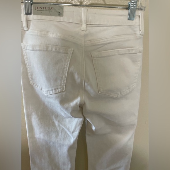 ✨NWT Just USA White Denim Cropped Flared Size 2 - Picture 10 of 11